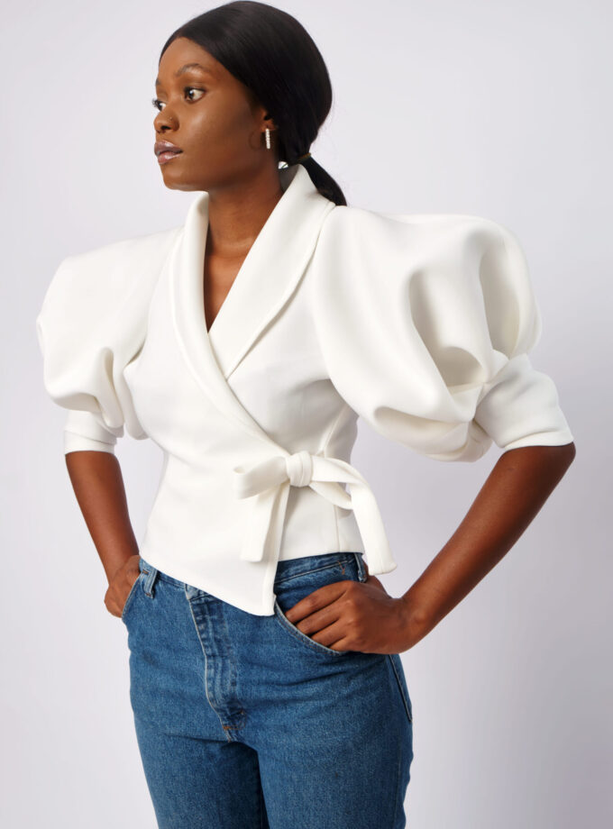 THE EXAGGERATED SLEEVED BLOUSE (ESB)