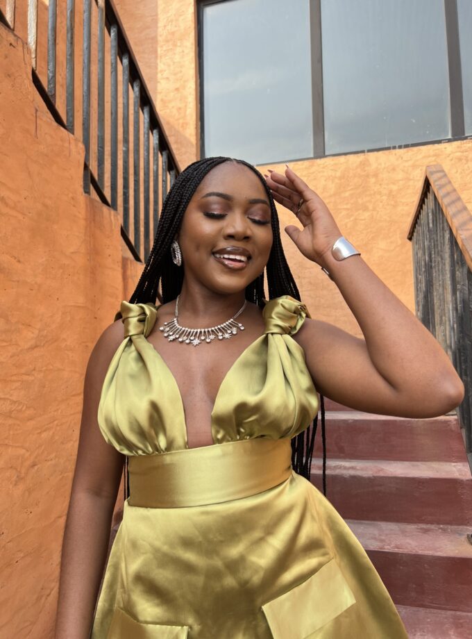 THE KAIA DRESS - Olive green